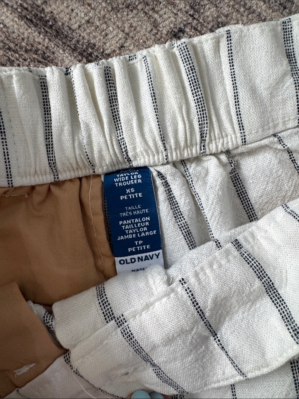Old Navy Petite linen wide leg trousers - Picture 2 of 3